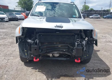 2018 Jeep Renegade Trailhawk 4X4 from USA, damaged, VIN ZACCJBCB8JPH29054